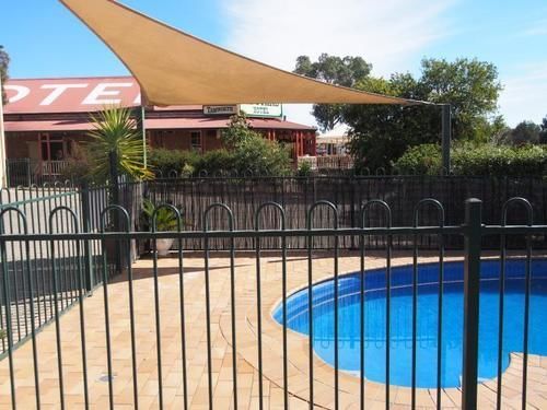 Golden Guitar Motor Inn Tamworth Exterior foto